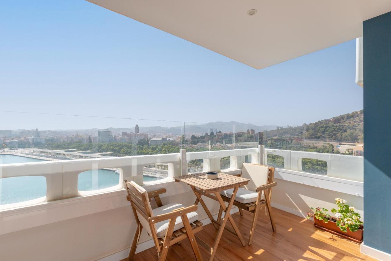 Luxury Beach/Port Apartment Малага Экстерьер фото