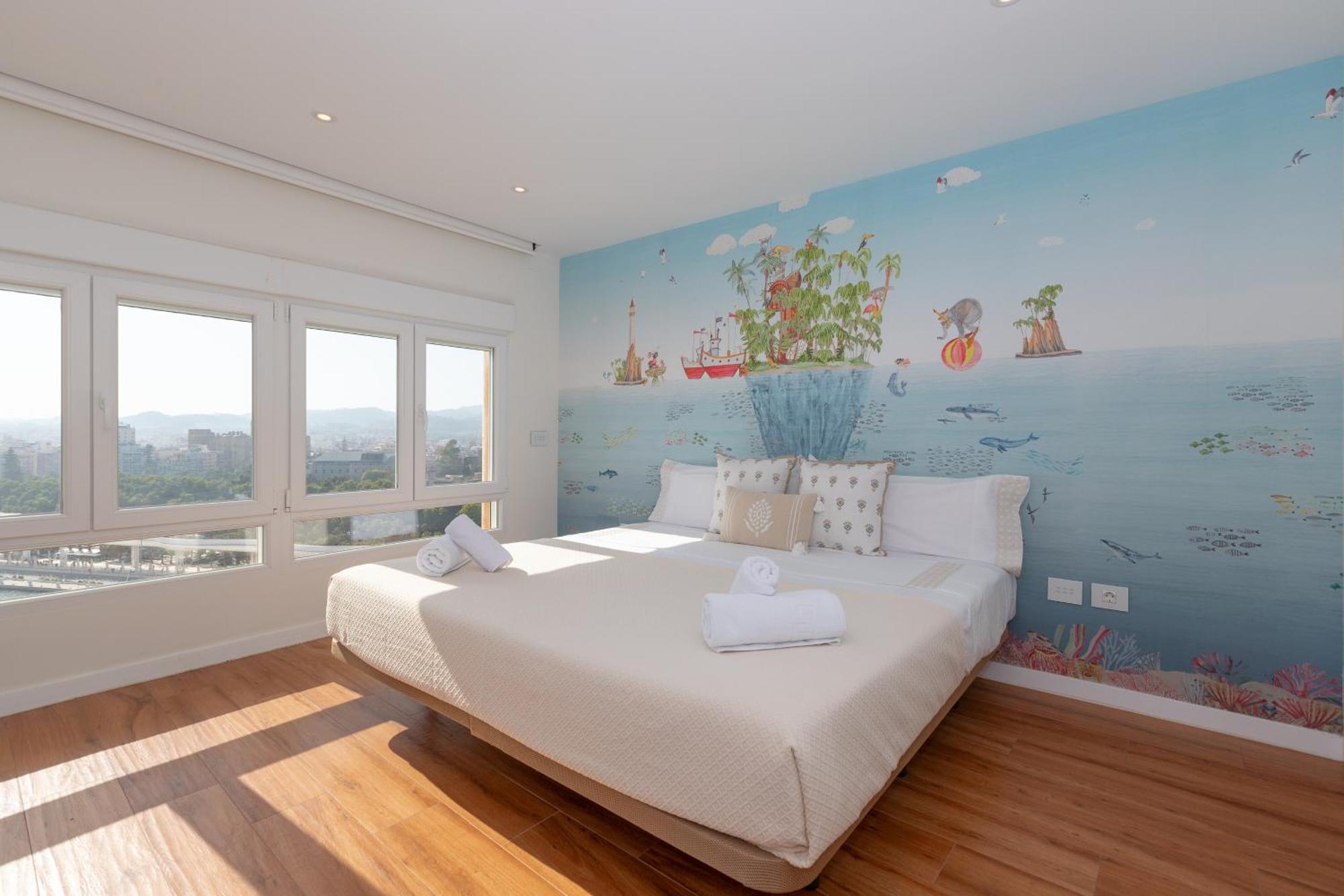 Luxury Beach/Port Apartment Малага Экстерьер фото