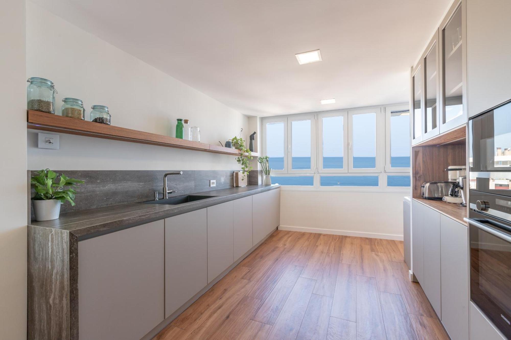 Luxury Beach/Port Apartment Малага Экстерьер фото